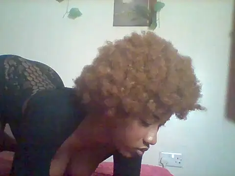 Queeen model online show from March 17, 2026, 9:29 pm