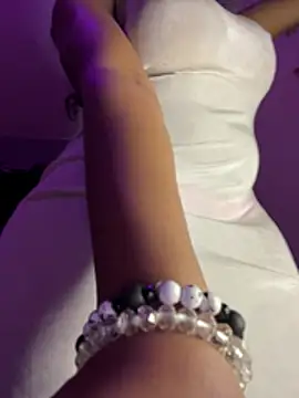 Cherrytowild online show from January 10, 2026, 5:26 pm