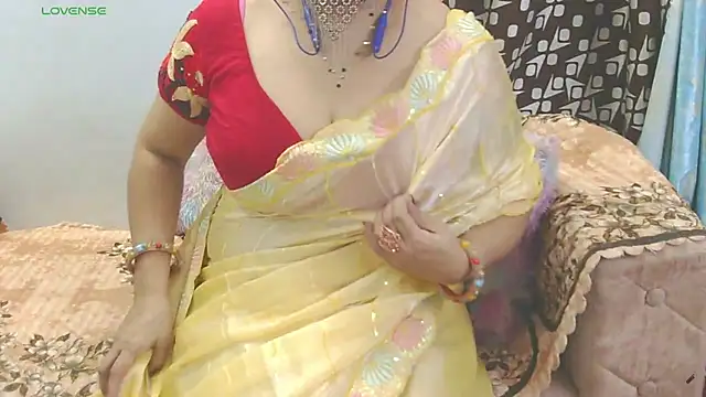 Snapshot of sheetaldave chatting on February 22, 2025, 8:53 pm sheetaldave online show from February 22, 2025, 8:53 pm