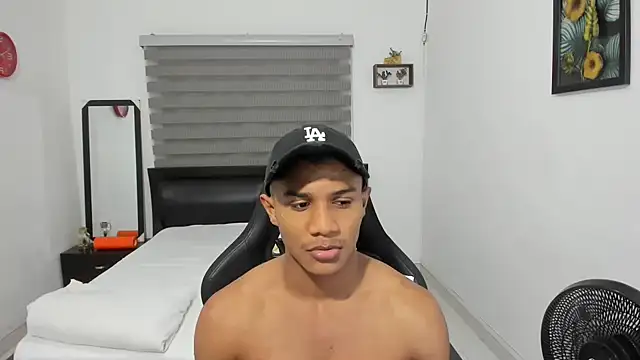 corzoethan online show from November 16, 2025, 11:10 pm