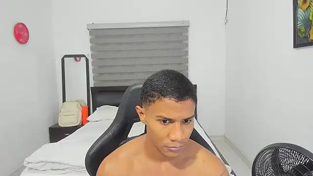 Snapshot of corzoethan chatting on February 8, 2026, 11:08 pm corzoethan online show from February 8, 2026, 11:08 pm