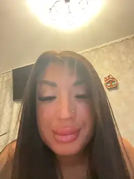 Snapshot of RuslanaXX chatting on November 10, 2025, 1:48 am RuslanaXX online show from November 10, 2025, 1:48 am