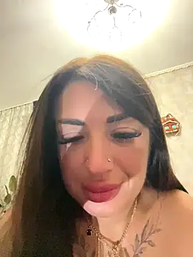 Snapshot of RuslanaXX chatting on December 19, 2025, 1:56 am RuslanaXX online show from December 19, 2025, 1:56 am