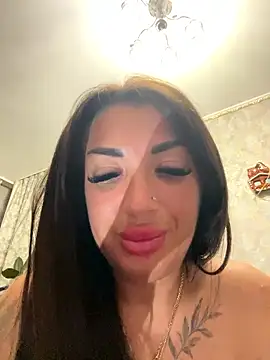 Snapshot of RuslanaXX chatting on January 12, 2026, 4:45 pm RuslanaXX online show from January 12, 2026, 4:45 pm