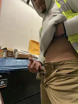 studftl online show from April 15, 2026, 12:45 pm