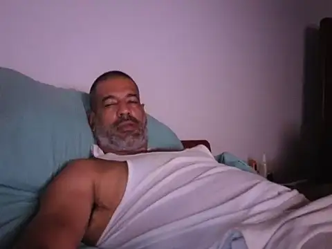 Snapshot of jackbigcock11 chatting on April 27, 2026, 4:43 am jackbigcock11 online show from April 27, 2026, 4:43 am