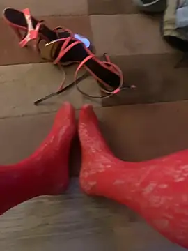 footsy35 online show from February 6, 2026, 7:39 pm