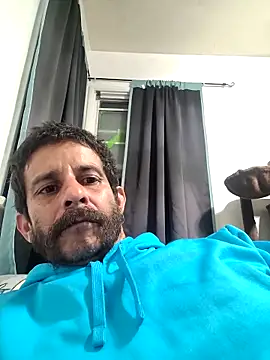 LongDickZee562 online show from November 4, 2025, 5:39 am