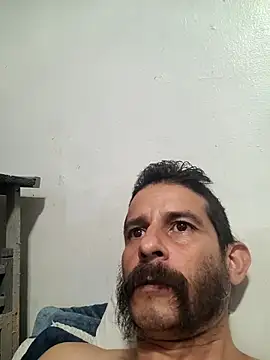 LongDickZee562 online show from November 30, 2025, 7:23 am