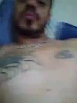 Snapshot of DonVillanova chatting on December 19, 2024, 5:07 am DonVillanova online show from December 19, 2024, 5:07 am