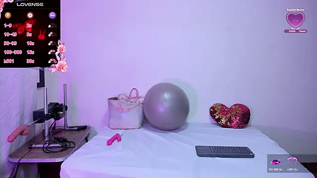 Snapshot of cleopatraa chatting on November 6, 2025, 8:21 pm cleopatraa online show from November 6, 2025, 8:21 pm