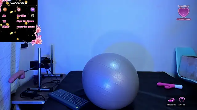 Snapshot of cleopatraa chatting on November 22, 2025, 10:53 pm cleopatraa online show from November 22, 2025, 10:53 pm