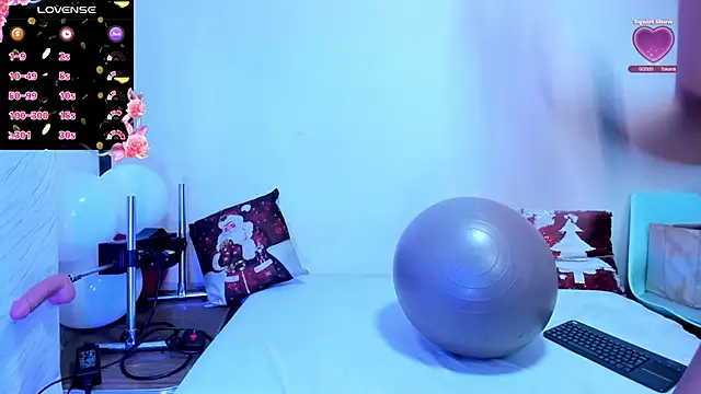 Snapshot of cleopatraa chatting on December 3, 2025, 5:22 pm cleopatraa online show from December 3, 2025, 5:22 pm