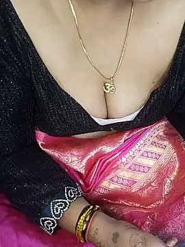 Snapshot of Sona_sonam chatting on February 18, 2025, 6:04 pm Sona sonam online show from February 18, 2025, 6:04 pm
