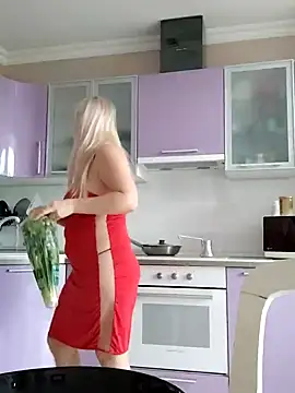 Snapshot of HotJanet chatting on January 25, 2025, 9:15 am HotJanet online show from January 25, 2025, 9:15 am