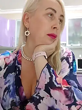 Snapshot of HotJanet chatting on January 28, 2025, 3:46 pm HotJanet online show from January 28, 2025, 3:46 pm