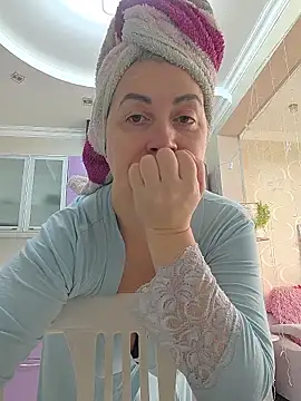 HotJanet online show from January 6, 2026, 8:07 am