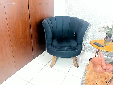 mabelsaravia online show from February 23, 2026, 6:38 pm