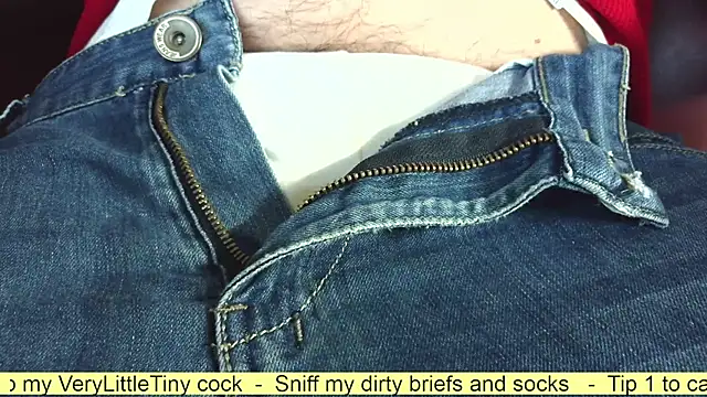 smoothandtiny online show from November 3, 2025, 8:04 am