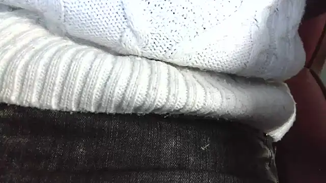 smoothandtiny online show from March 24, 2026, 9:36 am