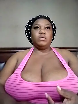 MATUREBUSSTY online show from November 2, 2025, 3:53 am