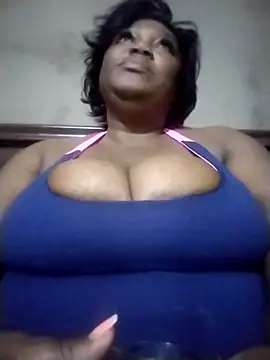 MATUREBUSSTY online show from May 24, 2026, 3:44 am