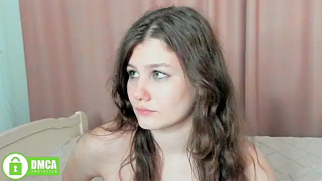 Snapshot of Charlotte_wow chatting on December 15, 2024, 2:08 am Charlotte wow online show from December 15, 2024, 2:08 am