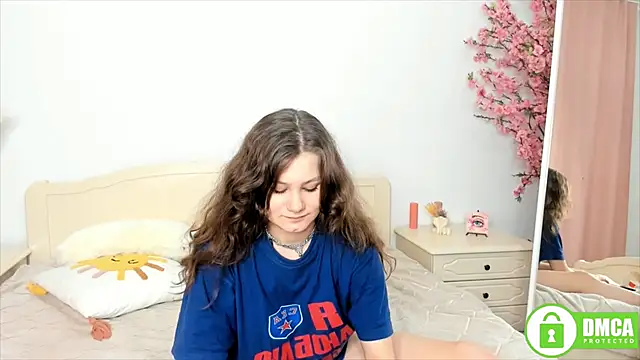 Snapshot of Charlotte_wow chatting on January 2, 2025, 3:19 pm Charlotte wow online show from January 2, 2025, 3:19 pm