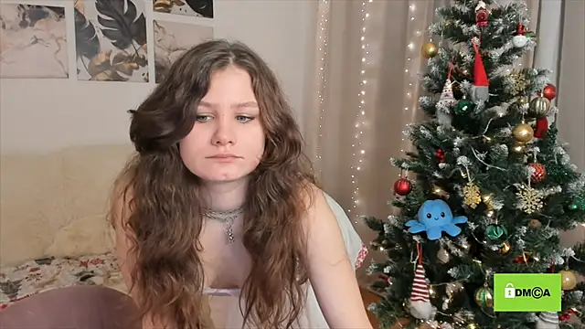 Snapshot of Charlotte_wow chatting on January 11, 2025, 3:31 pm Charlotte wow online show from January 11, 2025, 3:31 pm