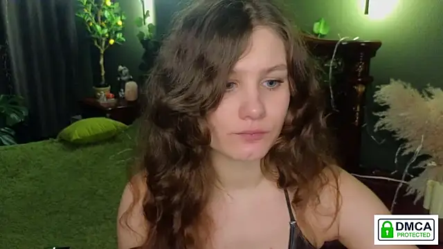 Snapshot of Charlotte_wow chatting on January 26, 2025, 7:41 pm Charlotte wow online show from January 26, 2025, 7:41 pm