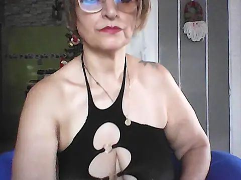 Snapshot of Lilly_macflyy chatting on December 2, 2025, 5:08 pm Lilly macflyy online show from December 2, 2025, 5:08 pm