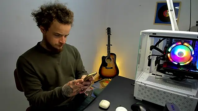 layneinchains online show from December 22, 2025, 9:50 am