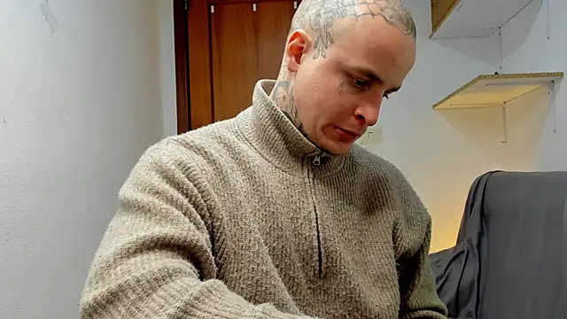 layneinchains online show from March 18, 2026, 2:09 pm