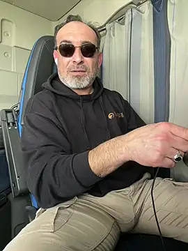 Snapshot of dzhakar chatting on February 23, 2026, 11:51 am dzhakar online show from February 23, 2026, 11:51 am