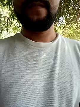 HathodaTyagi123 online show from December 12, 2024, 8:14 am