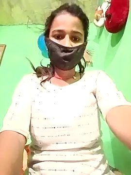 Snapshot of Cuti_jiyax chatting on December 2, 2024, 1:47 am Cuti jiyax online show from December 2, 2024, 1:47 am