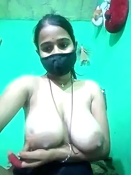 Snapshot of Cuti_jiyax chatting on December 4, 2024, 5:38 am Cuti jiyax online show from December 4, 2024, 5:38 am