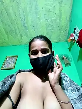 Snapshot of Cuti_jiyax chatting on January 5, 2025, 4:48 pm Cuti jiyax online show from January 5, 2025, 4:48 pm