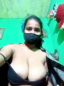 Snapshot of Cuti_jiyax chatting on January 6, 2025, 5:19 am Cuti jiyax online show from January 6, 2025, 5:19 am