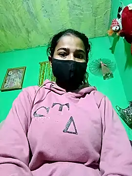 Snapshot of Cuti_jiyax chatting on January 13, 2025, 2:39 am Cuti jiyax online show from January 13, 2025, 2:39 am