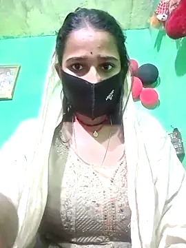 Snapshot of Cuti_jiyax chatting on February 26, 2025, 1:08 pm Cuti jiyax online show from February 26, 2025, 1:08 pm