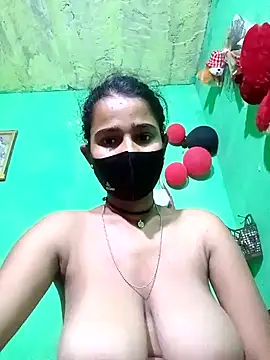 Snapshot of Cuti_jiyax chatting on February 28, 2025, 6:32 am Cuti jiyax online show from February 28, 2025, 6:32 am