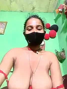 Snapshot of Cuti_jiyax chatting on February 28, 2025, 12:52 pm Cuti jiyax online show from February 28, 2025, 12:52 pm