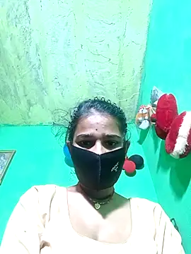 Snapshot of Cuti_jiyax chatting on March 7, 2025, 4:35 am Cuti jiyax online show from March 7, 2025, 4:35 am