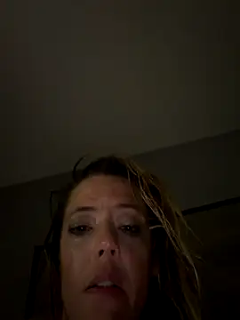 Blueeyesoulsnatcher online show from October 19, 2025, 10:05 am