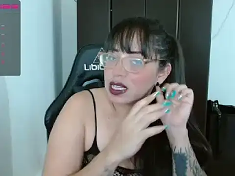 Snapshot of natashasmithe chatting on January 3, 2025, 4:44 am natashasmithe online show from January 3, 2025, 4:44 am