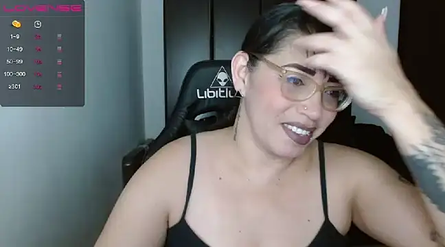 Snapshot of natashasmithe chatting on January 16, 2025, 12:12 am natashasmithe online show from January 16, 2025, 12:12 am