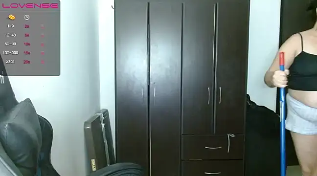 Snapshot of natashasmithe chatting on January 17, 2025, 7:08 am natashasmithe online show from January 17, 2025, 7:08 am