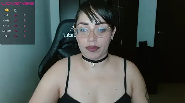 Snapshot of natashasmithe chatting on January 25, 2025, 3:19 am natashasmithe online show from January 25, 2025, 3:19 am