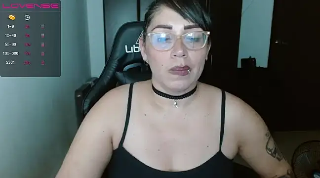 Snapshot of natashasmithe chatting on January 25, 2025, 6:23 am natashasmithe online show from January 25, 2025, 6:23 am